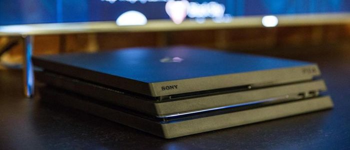    PlayStation 4  