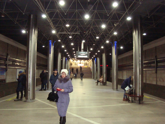 Gagarinskaya metro station in Novosibirsk... - My, The photo, My, Novosibirsk, Metro, Yuri Gagarin, Longpost