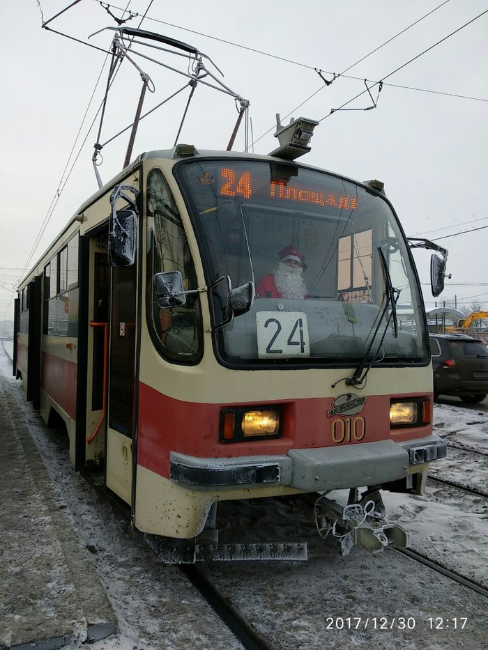 This is how the New Year mood is created in Ekb - My, Tram, New Year, Yekaterinburg, Longpost