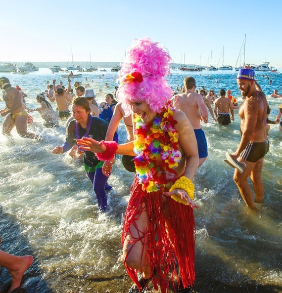 New Year's tradition in Vancouver. - New Year, Vancouver, Traditions, 1st of January, Video, Longpost