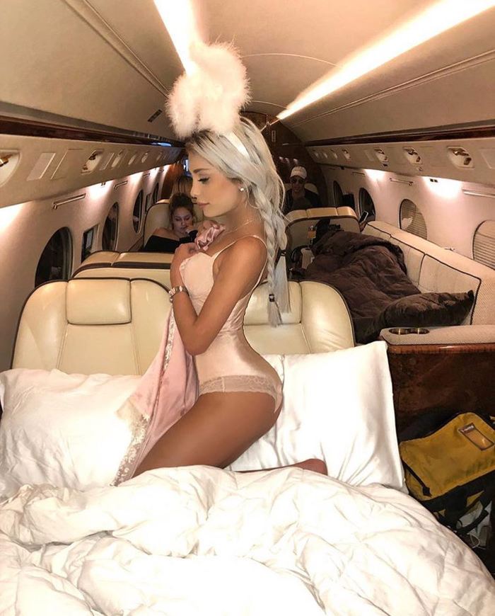 How rich kids from London spend their Christmas holidays - Society, Great Britain, Wealth, The photo, Golden youth, Entertainment, Social networks, Livejournal, Longpost