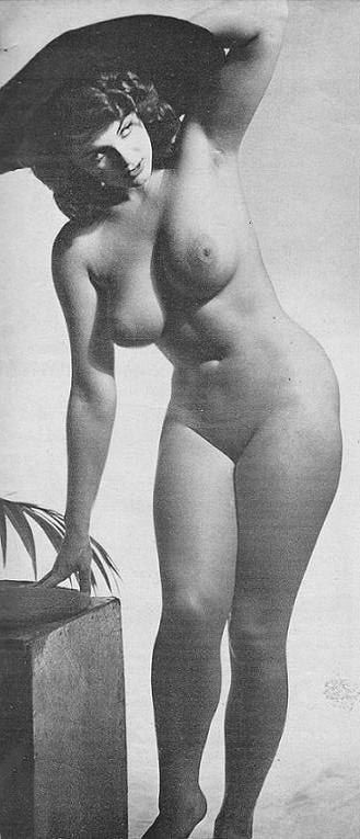 Eve Eden Nude