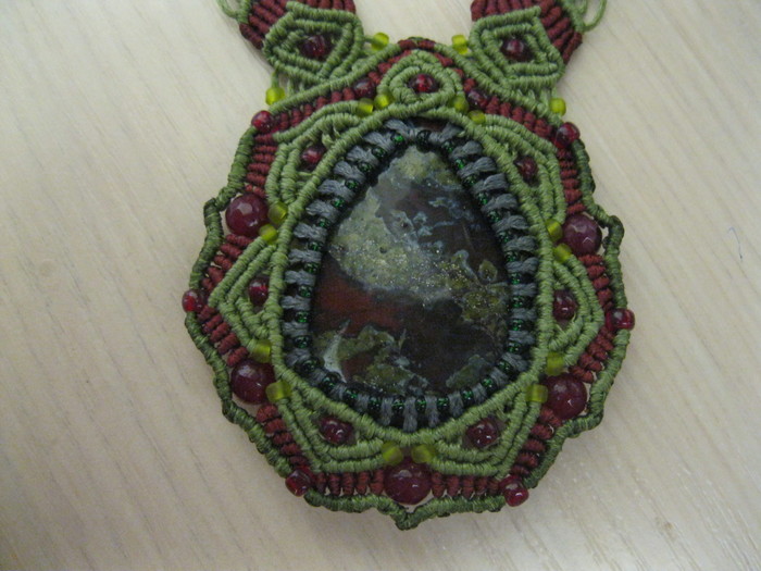 Necklace, micro macrame, jasper, rubies - My, Macrame, Needlework without process, Beads, Longpost