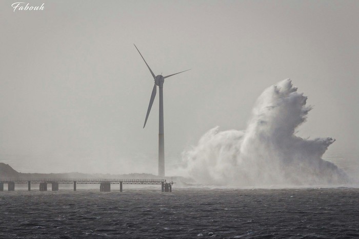 Poseidon emerges from the sea - The photo, Wave, , France