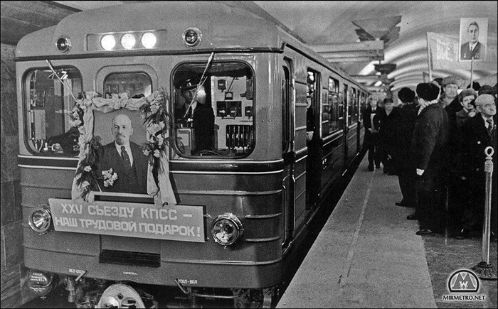 История Петербургского метрополитена (в фотографиях) |Пикабу