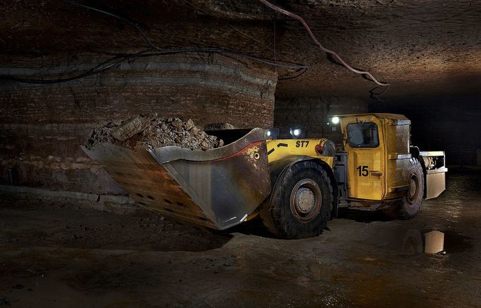 Underground bucket loader at a shale mine in Estonia - Mine, Slate, Estonia, The photo, Loader