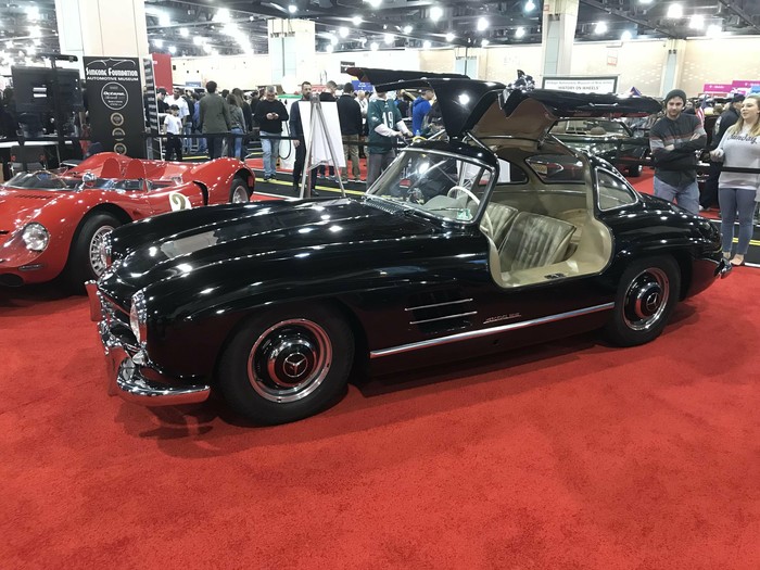 Mercedes SL300 at the Philadelphia Auto Show - Auto show, Auto Exhibition, Mercedes