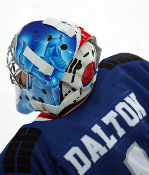 The IOC got to the goalkeeper's helmet - Olympiad, Japan, Корея, Mock, Politics