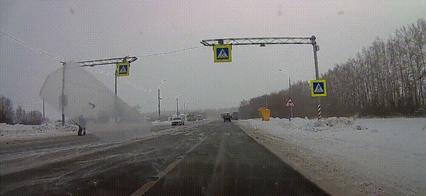 Повезло #13 ДТП не случилось, Пешеходный переход, Пешеход, Повезло, Фура, Гифка, Видео