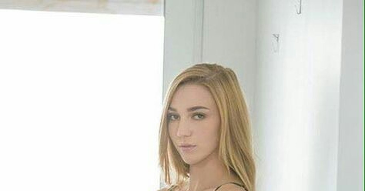 Kendra Sunderland Pizza