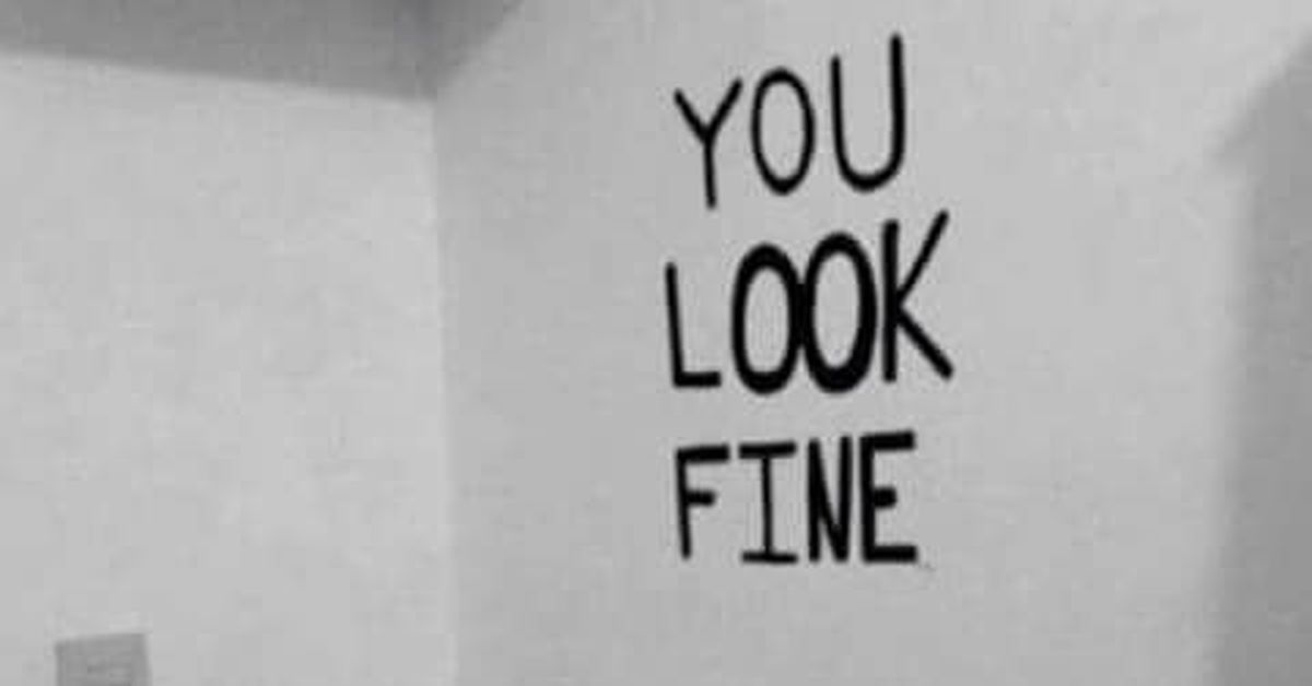 I think you look. You look Fine. You look Fine в интерьере. You look Fine Mirror. Надпись you look Fine картина.