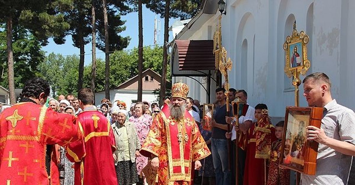 Сколько храмов в таджикистане