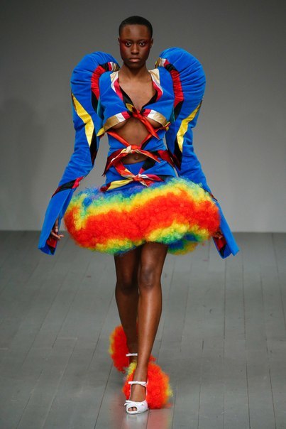 London fashion week - Fashion, Fashion what are you doing, Why, Swimming pool, Condoms, Rave, Longpost