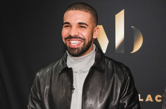 Popular rapper Drake gave away almost $1 million to ordinary people during the filming of a new video. - Drake, Rap, Charity, Kindness, Video