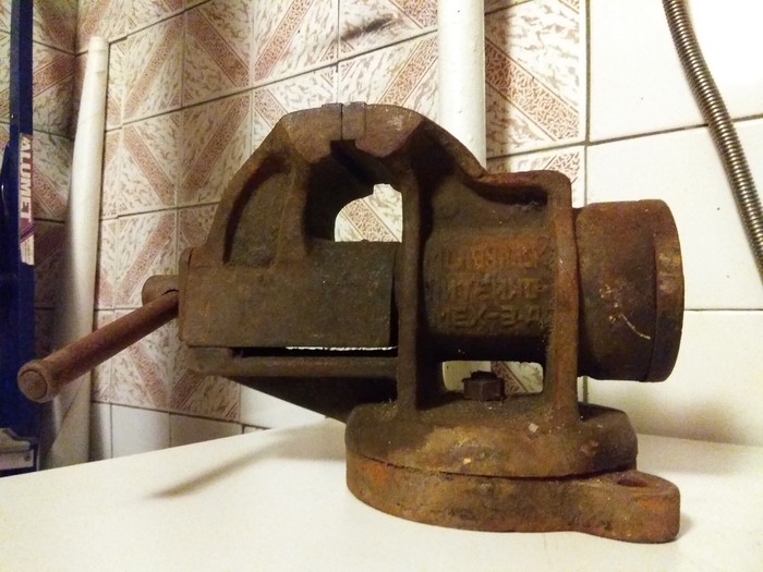 Revival of another piece of iron) - My, Vise, Hobby, Iron, Longpost