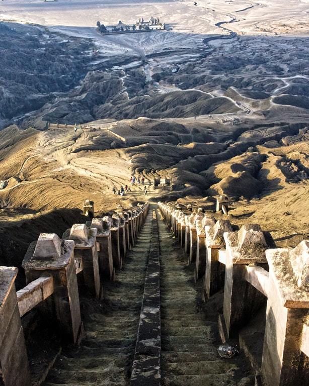 Photo taken from the top of Mount Brom, Indonesia. - The photo, The mountains, Reddit