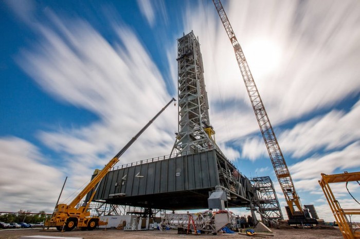 NASA Mobile Launch Platform Tilts - Space, Mobile, , Platform, Roll, Rocket, Longpost