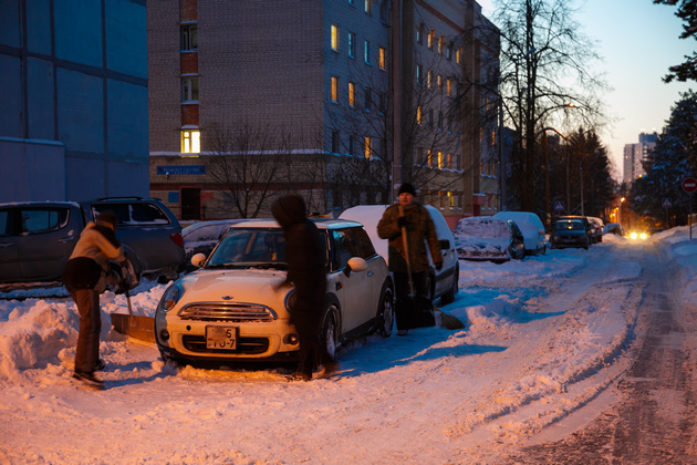 MINI importer cleans cars for British brand owners at night - Minsk, Mini cooper, Longpost, Advertising, Republic of Belarus