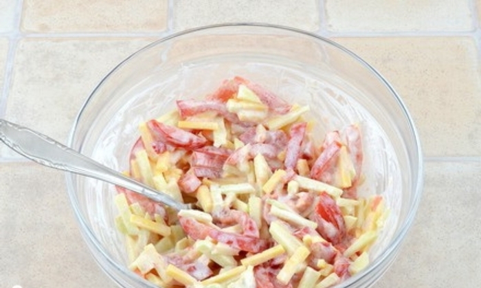 Beloved woman - Salad, Recipe, Cooking, Just, Tomatoes, Cheese