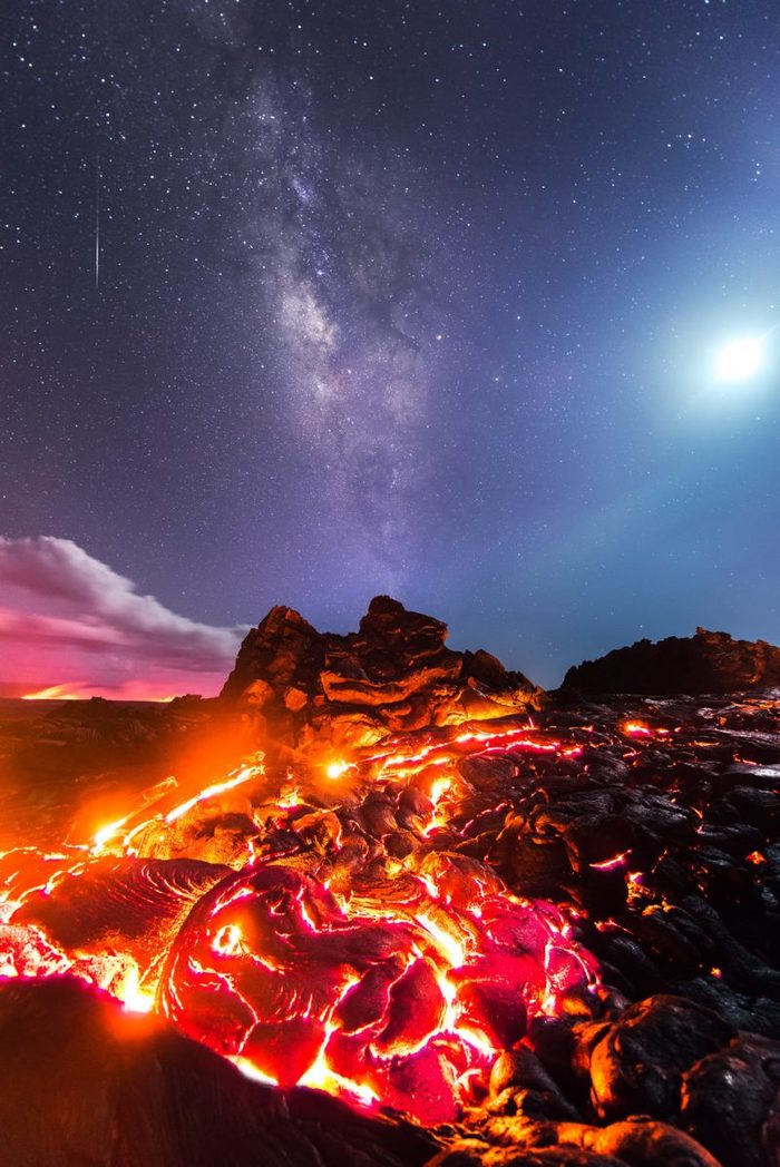 Lava, the Milky Way, a meteor and the Moon in one shot. - My, Lava, Milky Way, Meteor, moon, The photo, Hawaii, Longpost