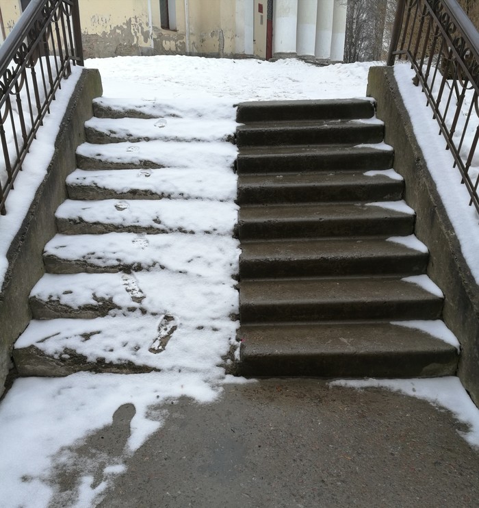 Which half do you choose? - Pskov, Stairs, My, The photo