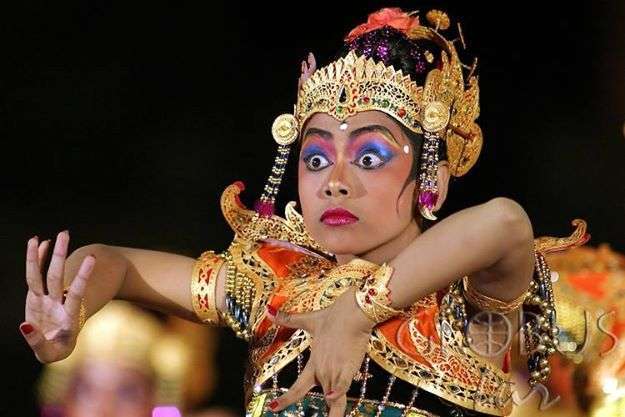 Unusual Indonesian dance Saman. - Indonesia, Dancing, Adobe, Video, Longpost
