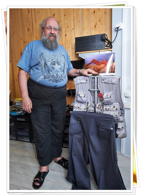 The interior of Anatoly Wasserman's apartment. - Wasserman, Interior, Apartment, Journalism, Longpost, Interesting, Anatoly Wasserman