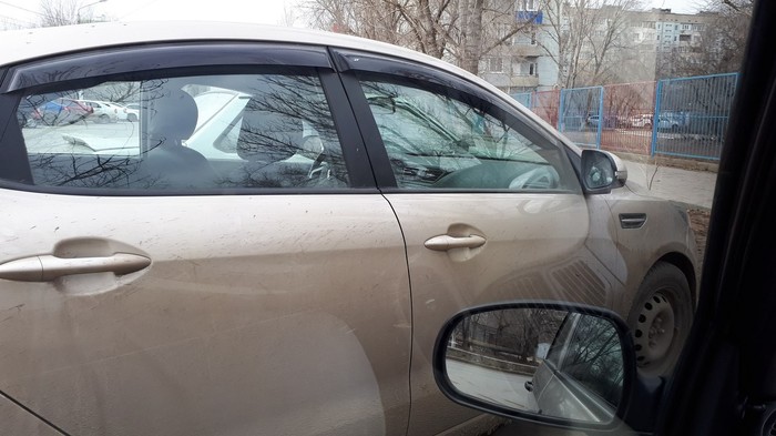 Видео женщина садится пиздой на автомобильный крючком, секс порно фото со зрелой женщиной