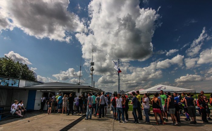 Как прыгнуть с парашютом или записки плохого продажника Длиннопост, Прыжок с парашютом, Работа