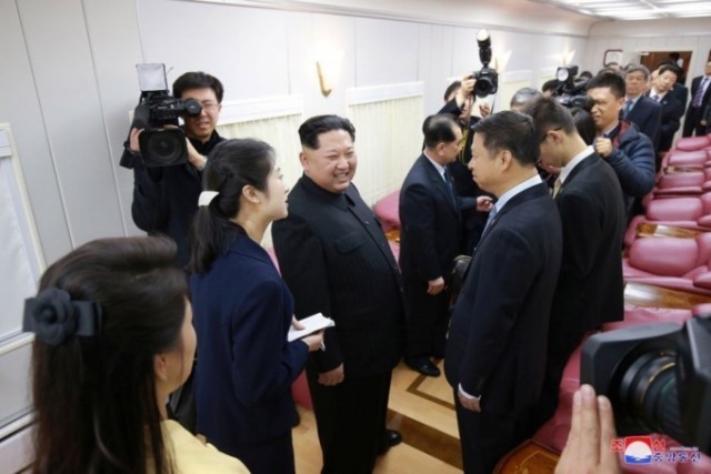 Wine, banquets and an armored train: Kim Jong-un's first foreign trip as North Korean leader - Politics, China, Longpost, North Korea