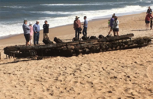 The wreckage of an 18th-century ship washed up on the coast of Florida - USA, Ship, Find, Longpost, Florida, The photo