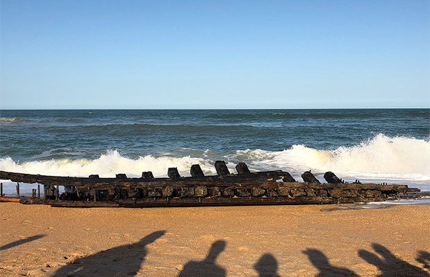 The wreckage of an 18th-century ship washed up on the coast of Florida - USA, Ship, Find, Longpost, Florida, The photo