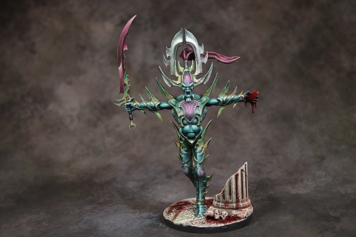 Avatar of Khaine and the Bloodwrack Shrine by Vincent Venturella - Warhammer: age of sigmar, Daughters of Khaine, Miniature, Longpost