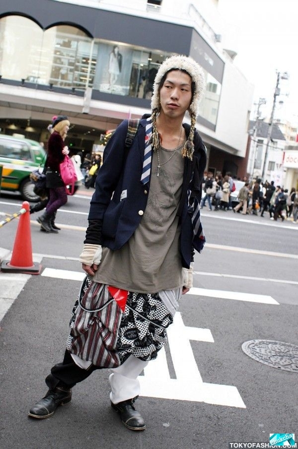 Nobody knows you, why are you embarrassed to dress like that? - Freaks, Japan, , Cloth, Longpost