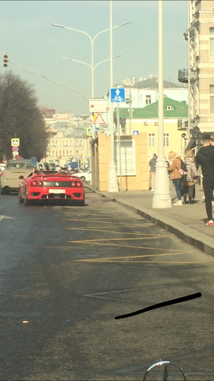 Ferrari wipers. - My, Street cleaner, Ferrari, Longpost