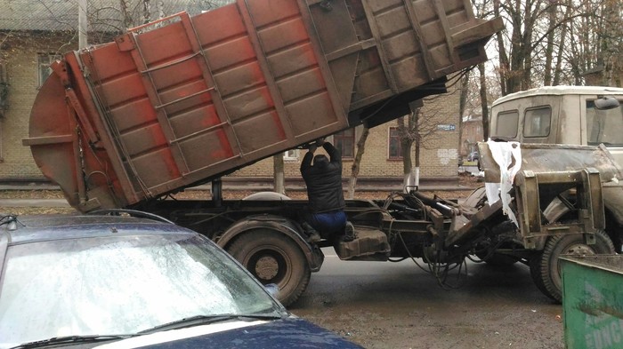 Этот  дядя пропустил волну постов о ТБ на Пикабу. - Моё, Техника безопасности, Слабоумие и отвага, Работа мечты