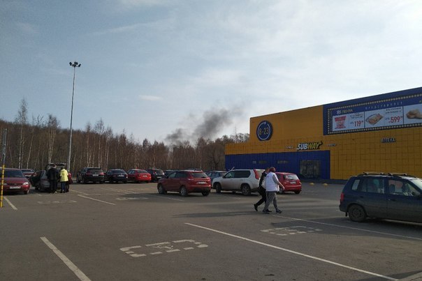 In Yaroslavl, a shopping center caught fire, hundreds of people were evacuated - Incident, Yaroslavl, Shopping center, Fire, Liferu, Longpost, , Negative