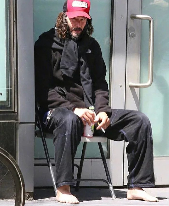 Jesus doesn't give a damn - Keanu Reeves, Legs