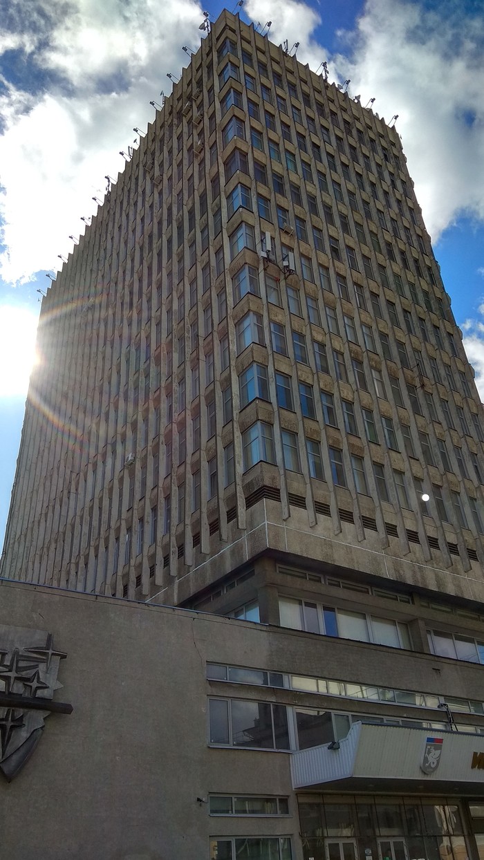 Физики и радиофизики, откликнитесь