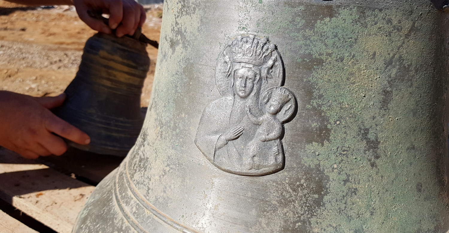 Церковные колокола. Колокольный завод пятков и ко каменск уральский. Нашли колокол. Маячный колокол корсаков. Нашли колокол.