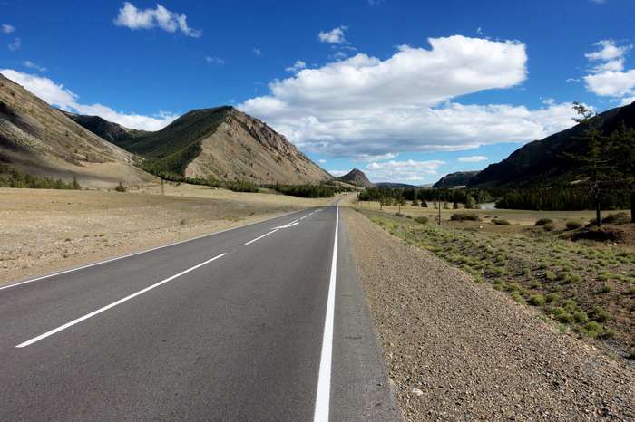 The road through the Kurai steppe. Chui tract. - My, Mountain Altai, Kurai steppe, Chuisky tract, beauty, Road, Mototourism, Altai Republic, Motorcycle travel