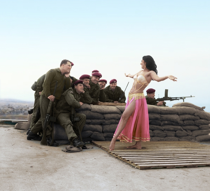 British troops in Cyprus. - Story, Great Britain, Interesting, The photo, Cyprus, Dancing, Beautiful girl