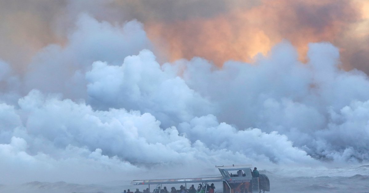 пароход дым. американские пароходы 19 века. колесный пароход темза. корабли загрязняют воздух. пароход с дымом.