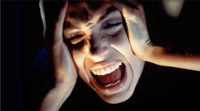 Если Вас убивают, кричите не просто помогите, а номер квартиры!