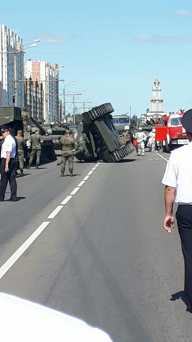 То чувство когда парад в Курске удался))) - Курск, Парад, Танки, Длиннопост