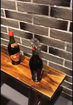 1538851990198454207.gif