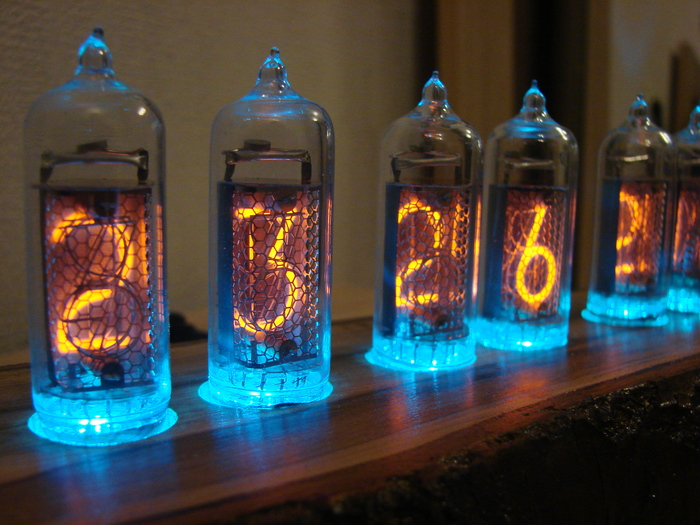 Ascetic watches on gas discharge indicators or Nixie Clock - Lamp clock, My, Watches on the GRI, In-14, , Vacuum tubes, Nixie clock, Clock, Longpost, 