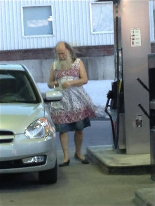 This guy looks like someone... - Men, The dress, Refueling, Gas station, Transsexuals