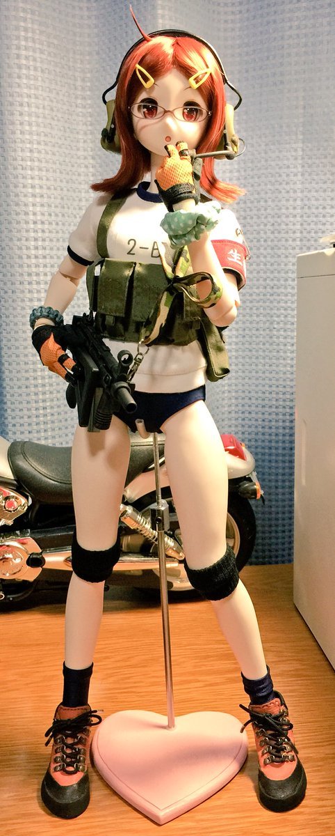 A collection of firearms dolls. - Jointed doll, A selection, Longpost