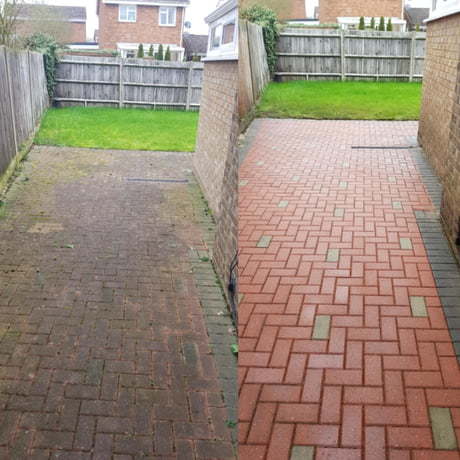 Tiles cleaned for the first time in 5 years - Paving slabs, Laziness, Cleaning, Tile, Dirt